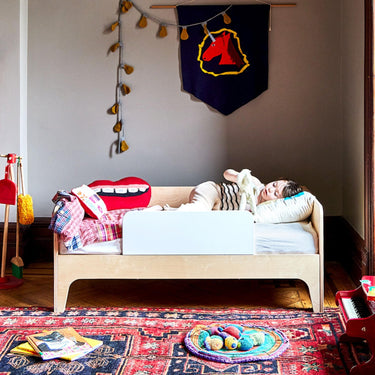 Oeuf NYC Perch Toddler Bed - White/Birch